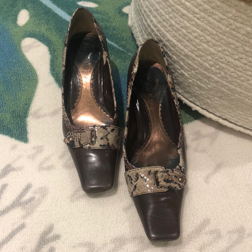 J Renee Kitten Heels Leather